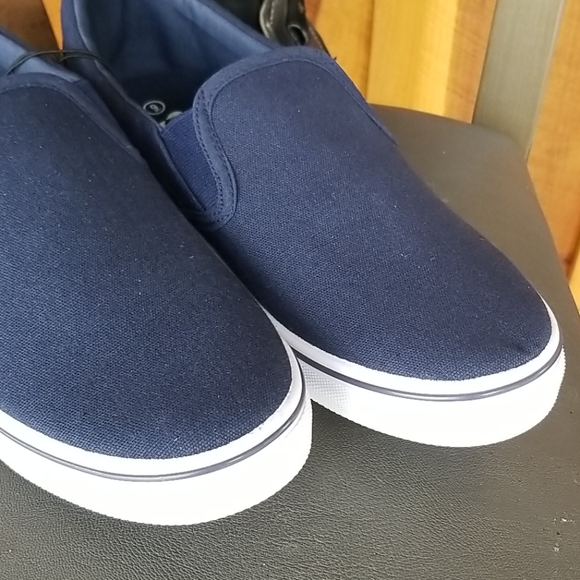 Men's Loafers - Picture 4 of 10